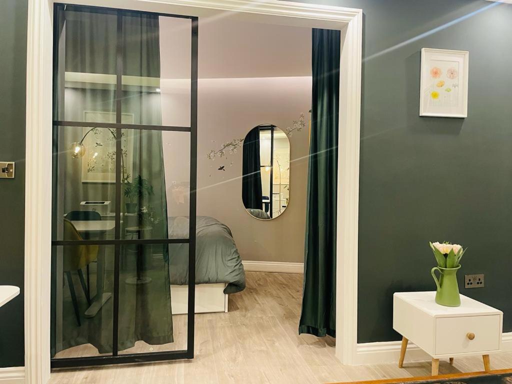 Stylish, Fully Equipped Central Apartment Beside Hyde Park ロンドン エクステリア 写真